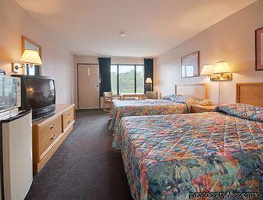 Days Inn By Wyndham Bedford Pokoj fotografie